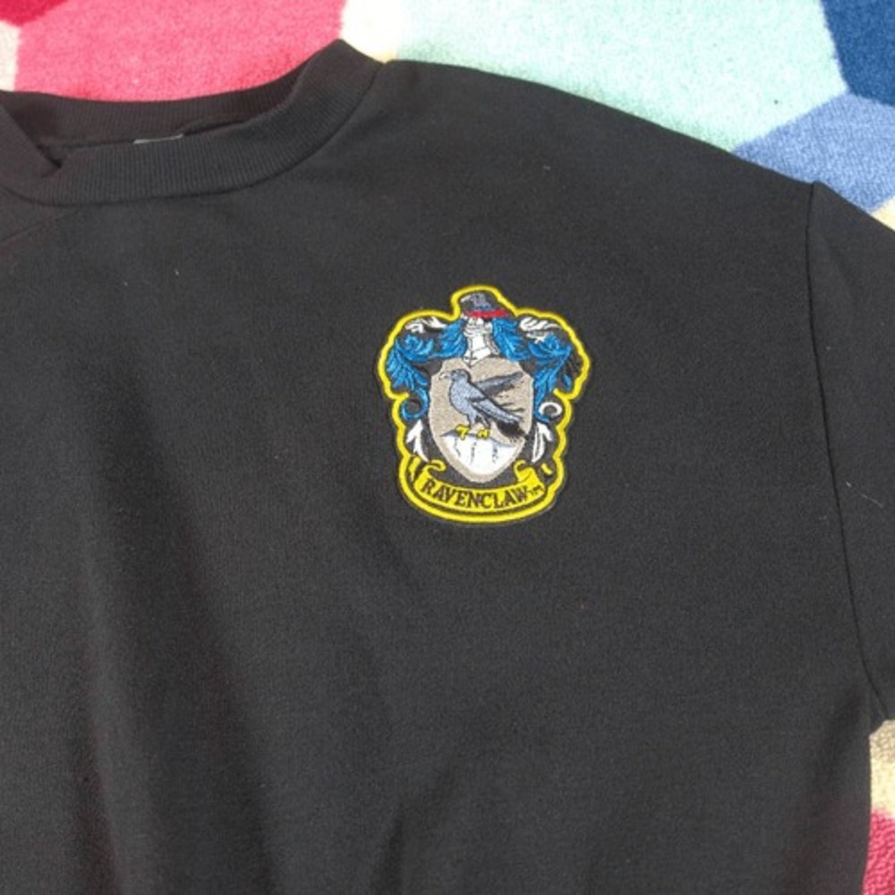 Wild Fable‎ Harry Potter Womens Ravenclaw Logo Sweatshirt Medium - Picture 2 of 3